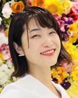 穴沢有沙